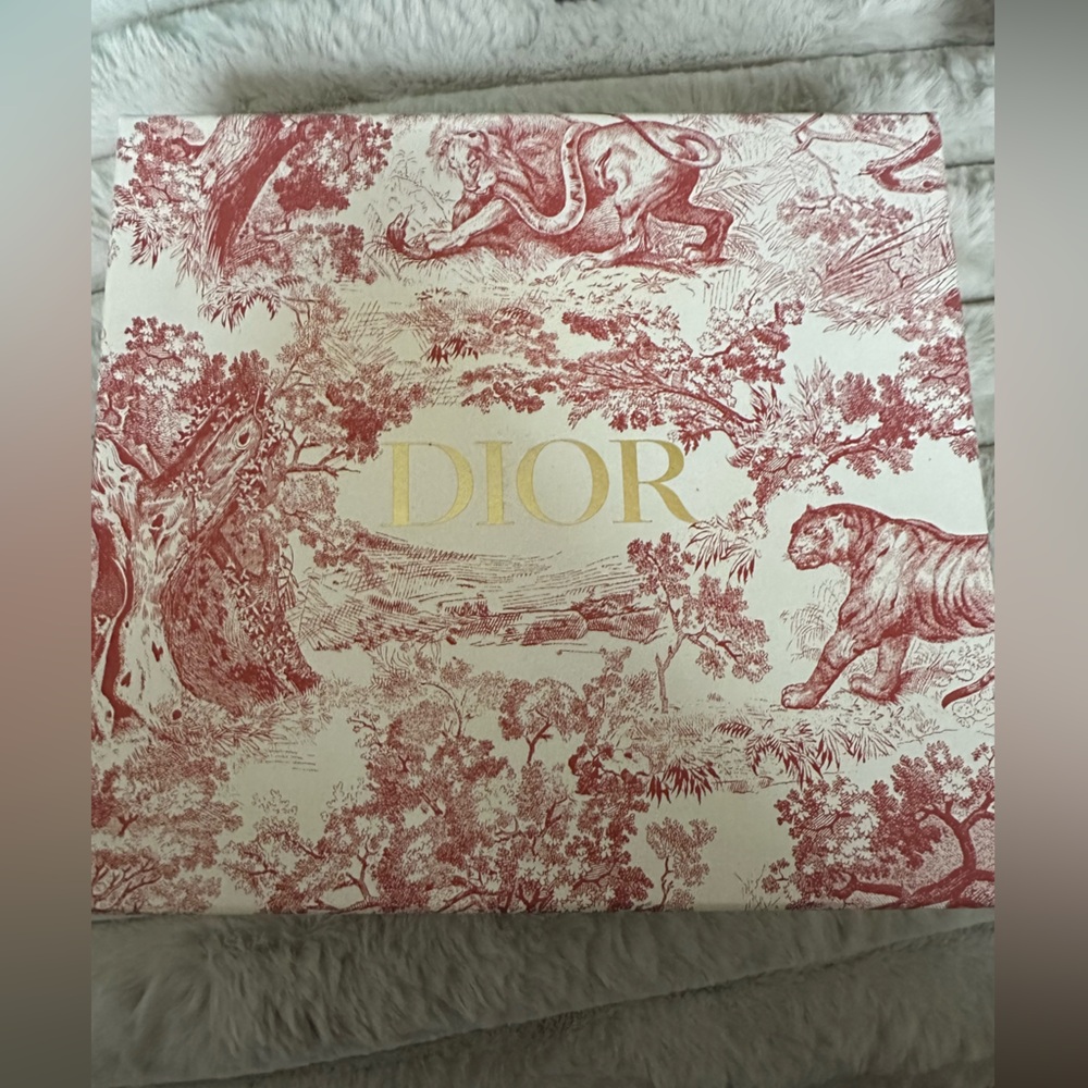 DIOR NOTEBOOK